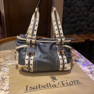 Isabella Fiore amazing Y2K leather bag!
